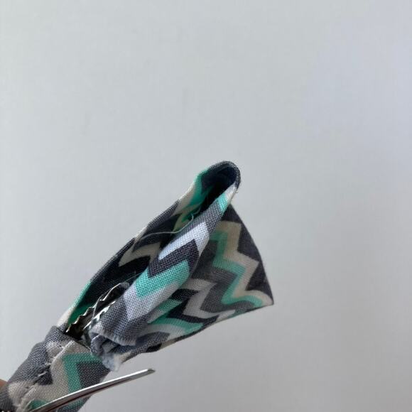 Handmade Baby Toddler Bowtie - Chevron - Aqua Grey White - Picture 3 of 3